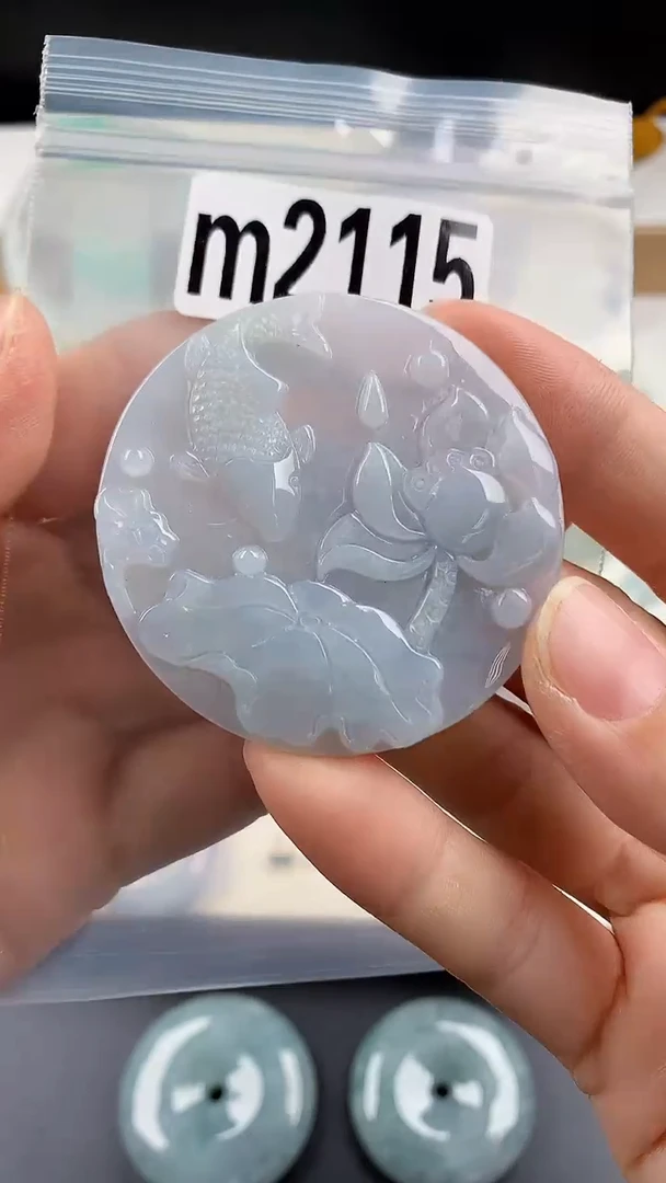 颈饰未镶嵌翡翠天然翡翠吊坠挂件