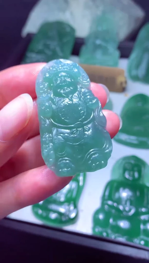 未镶嵌定制翡翠平**生天然翡翠A货吊坠 基地发货多样性发货其一