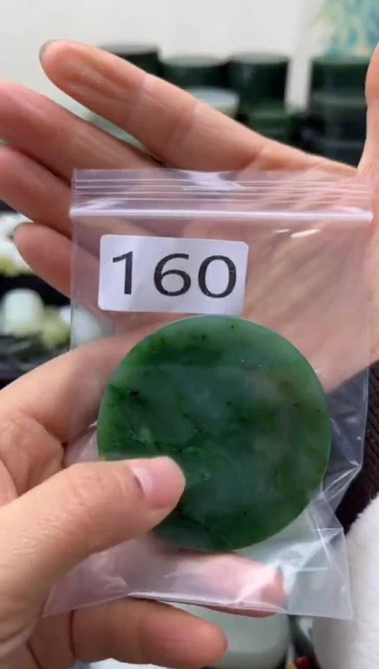 未镶嵌和田玉珠宝半成品镯芯