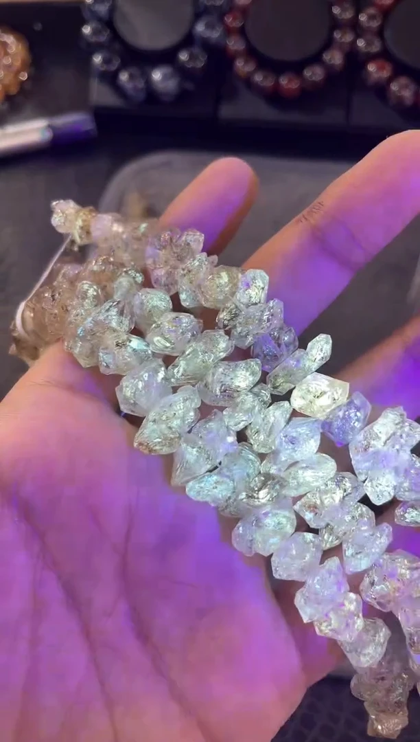 【闪购商品】水晶手链未镶嵌闪灵钻单圈手链（多样性发其一）