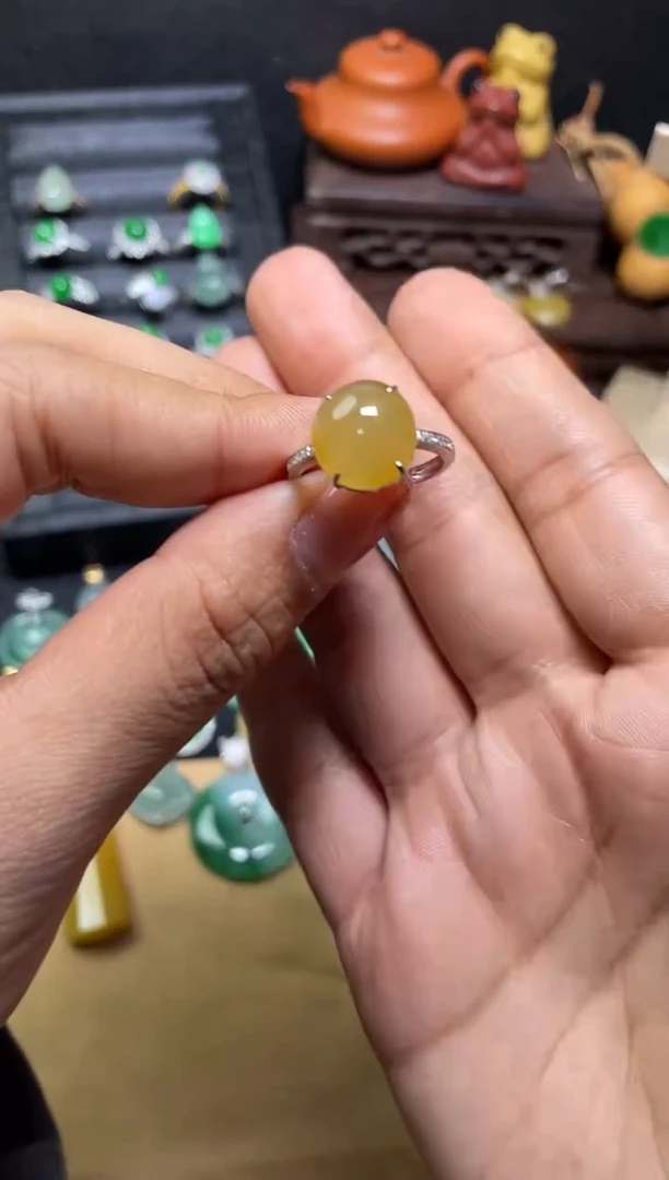 【闪购商品】翡翠戒圈18K金镶嵌蛋面48小时鉴赏期