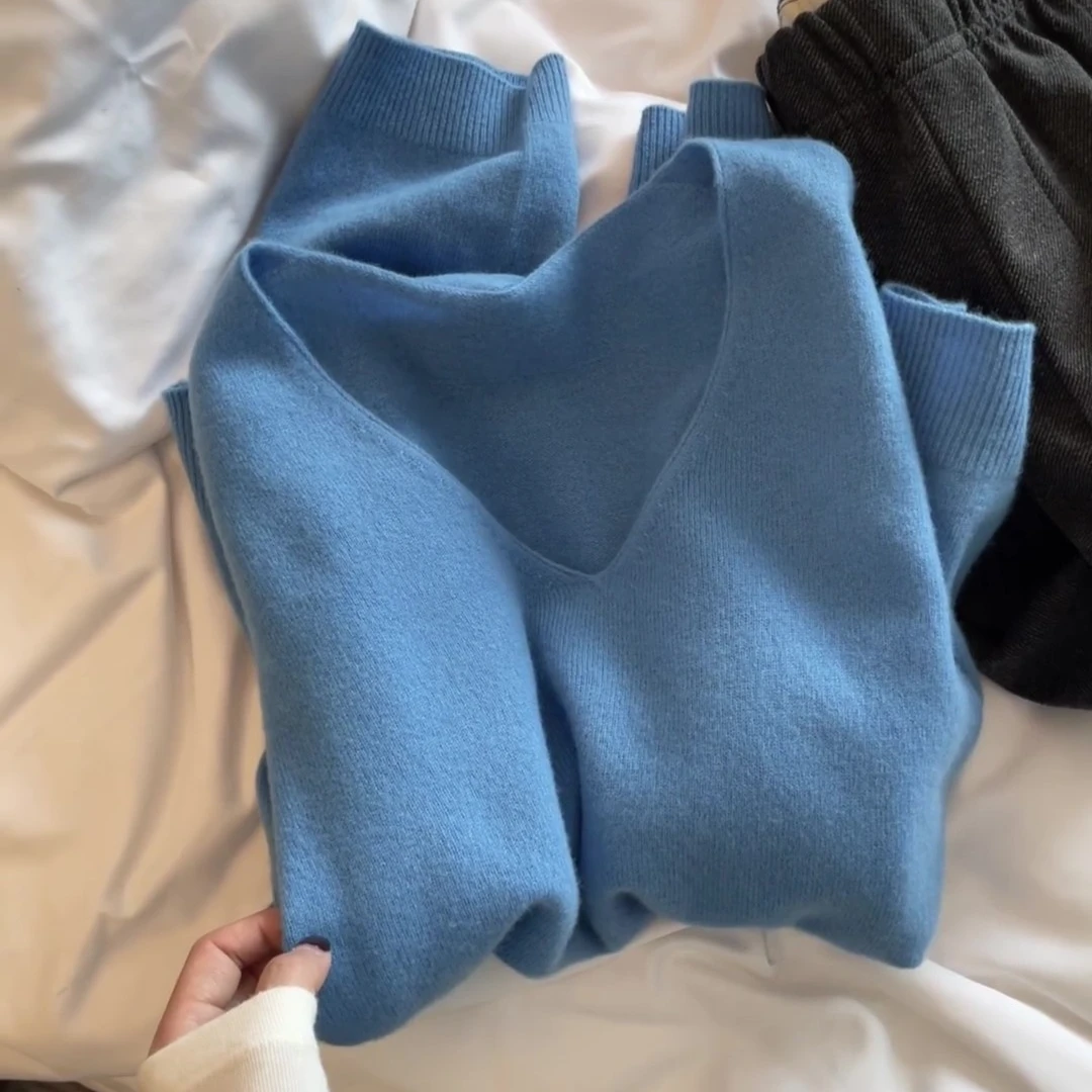 韩系极简宽松V领毛针织衫女2025年秋冬新款百搭休闲通勤长袖上衣
