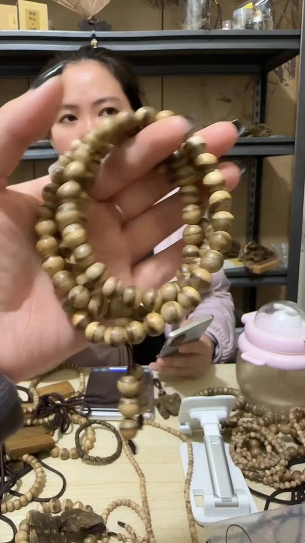 【闪购商品】沉香手串马泥涝沉香手串多样性发一条卡8