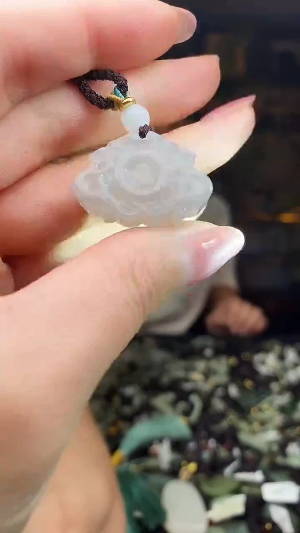 颈饰未镶嵌和田玉多样性发货，拍一发一