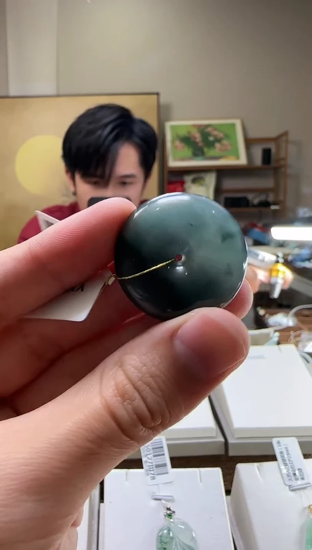 【闪购商品】翡翠吊坠(不含链)未镶嵌翡翠吊坠25