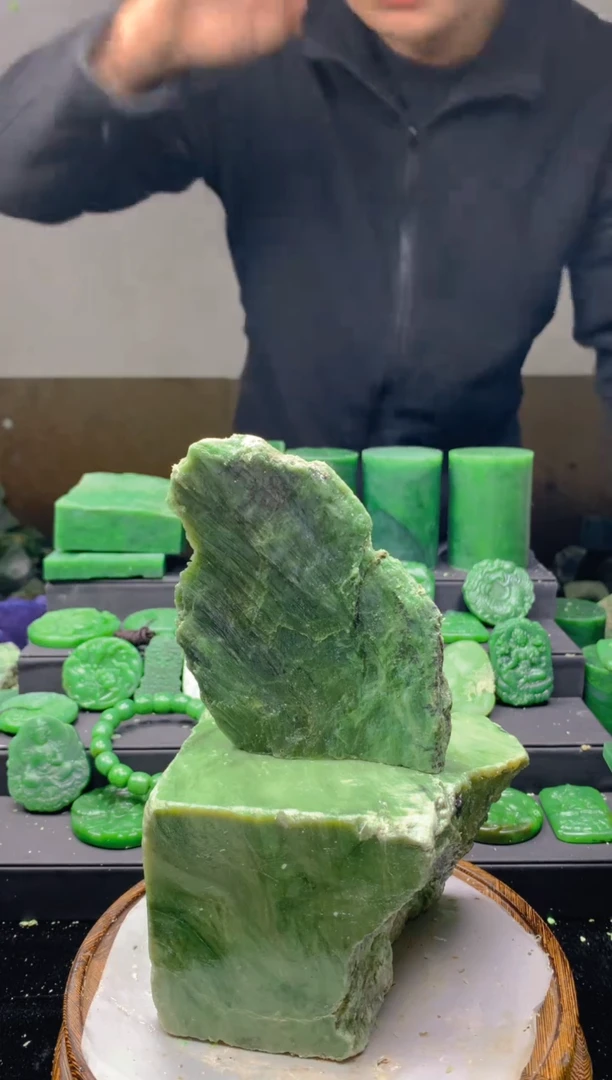 未镶嵌和田玉珠宝半成品1