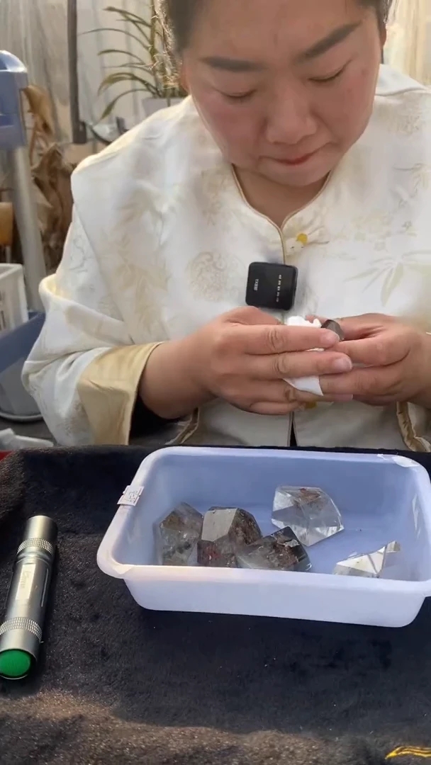 【闪购商品】水晶随形未镶嵌幽灵随形D143多样性发其一65-70