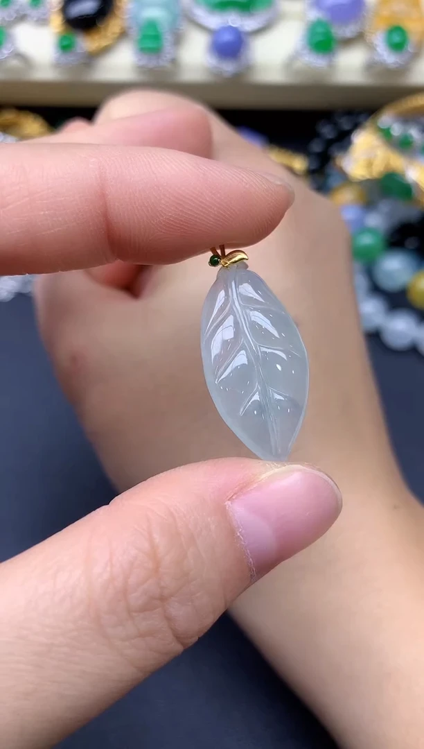 颈饰18K金镶嵌翡翠13-雪姐翡翠天天见