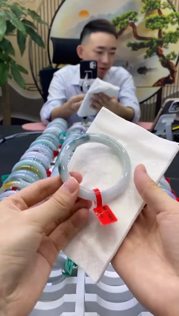 未镶嵌手镯翡翠5950