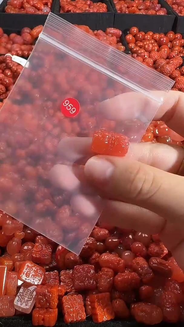 颈饰未镶嵌南红玛瑙11