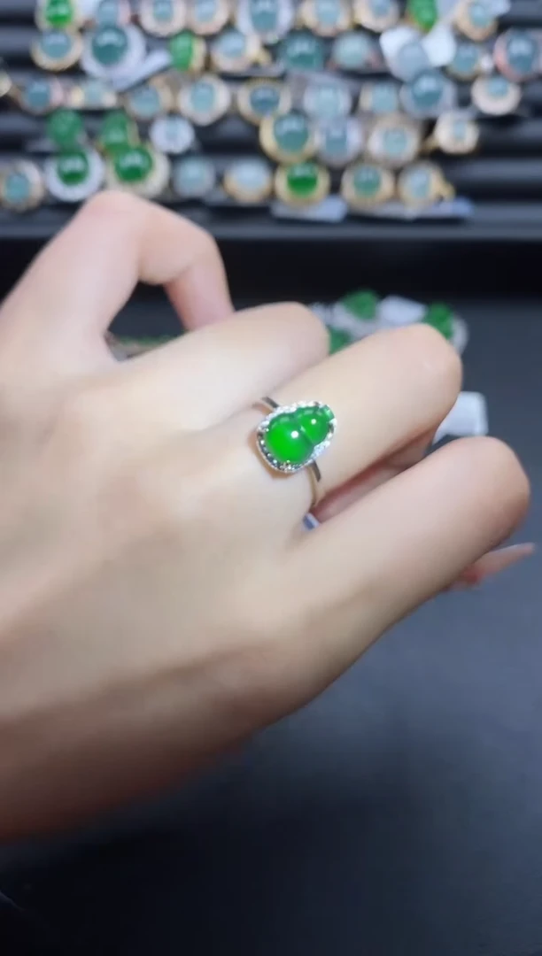【闪购商品】翡翠戒指银S925镶嵌51511