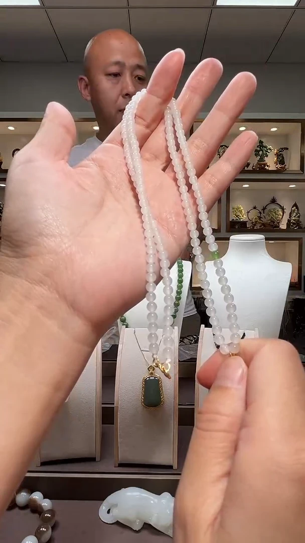 和田玉银S925镶嵌颈饰苏