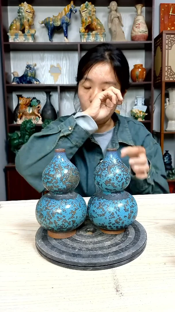 经典精美复古风格瓷器