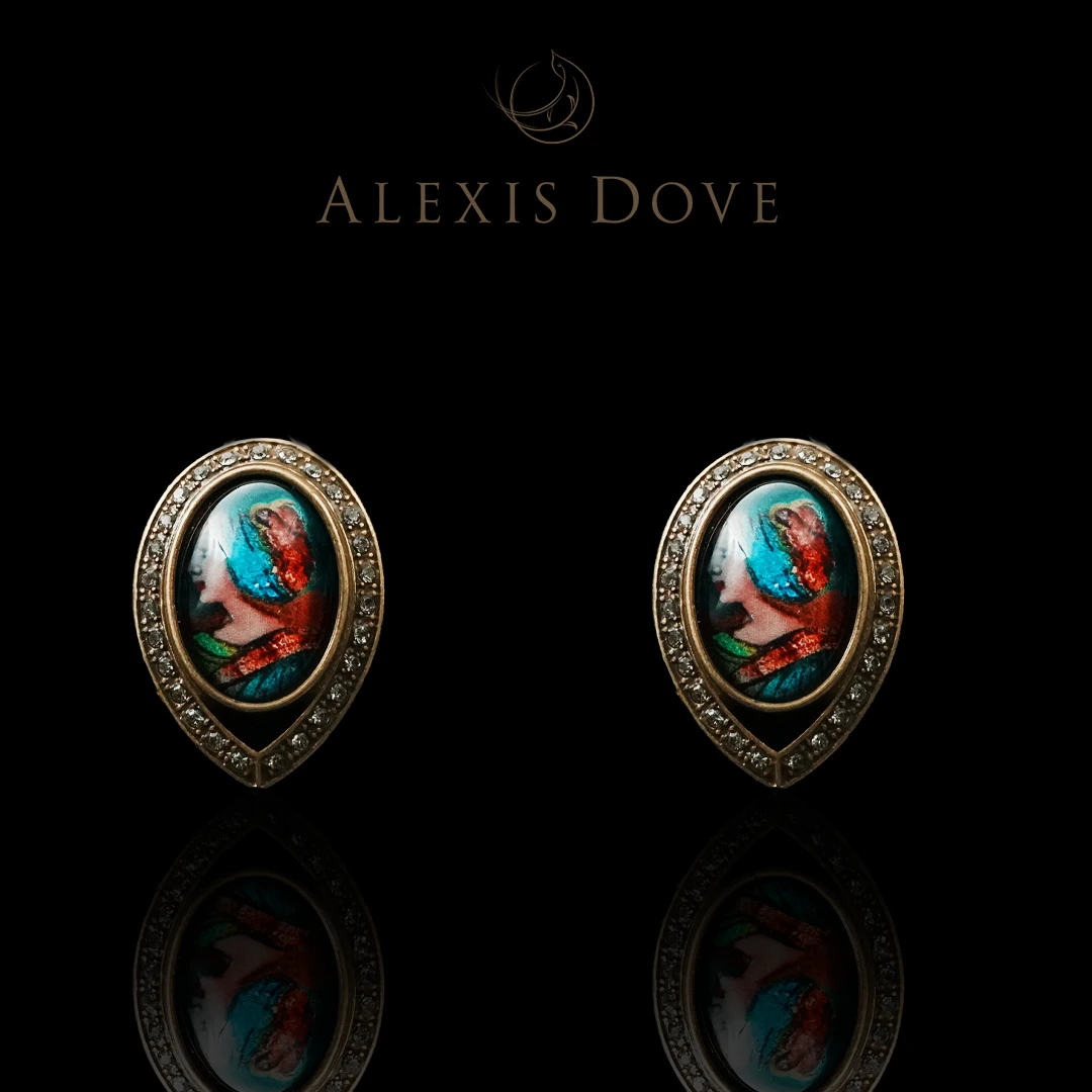 铜合金合成锆石耳饰 【乐亿】时尚暖阳人像耳拍VI