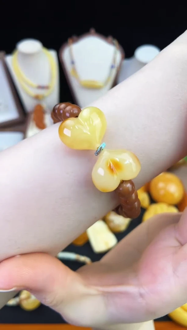 琥珀未镶嵌珠宝奇石柒月