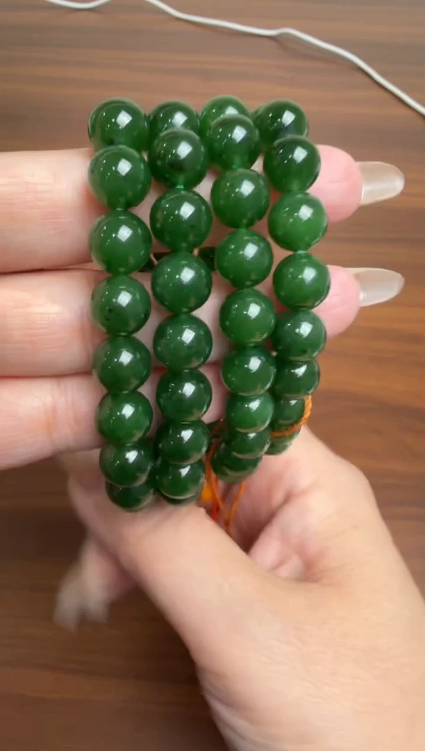 颈饰未镶嵌和田玉手串10mm（多样性，发一）