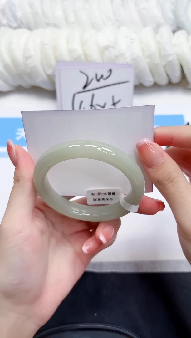 未镶嵌手镯石英质玉146-58-送女友