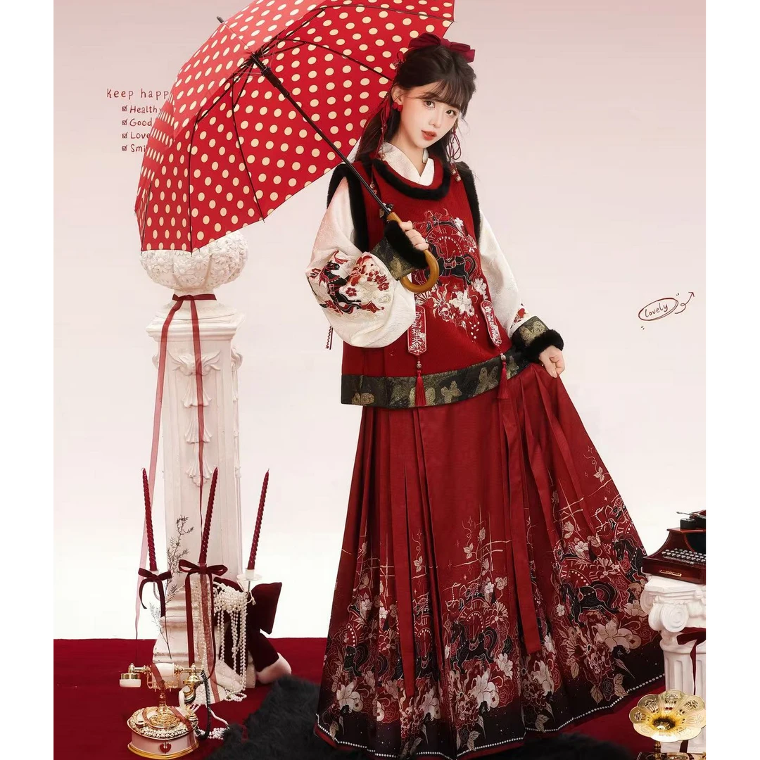 荟萃阁原创【马踏花枝】汉服女新款拜年服马面裙冬季日常通勤套装