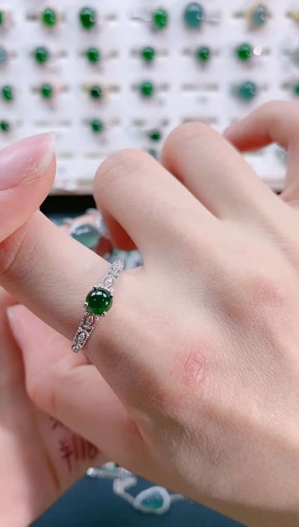 【闪购商品】翡翠戒指银S925镶嵌天然翡翠