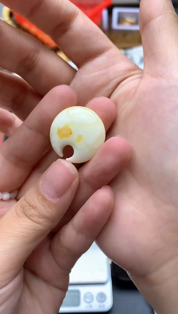 【闪购商品】琥珀珠宝奇石未镶嵌014琥珀蜜蜡微瑕花粉小坑气泡
