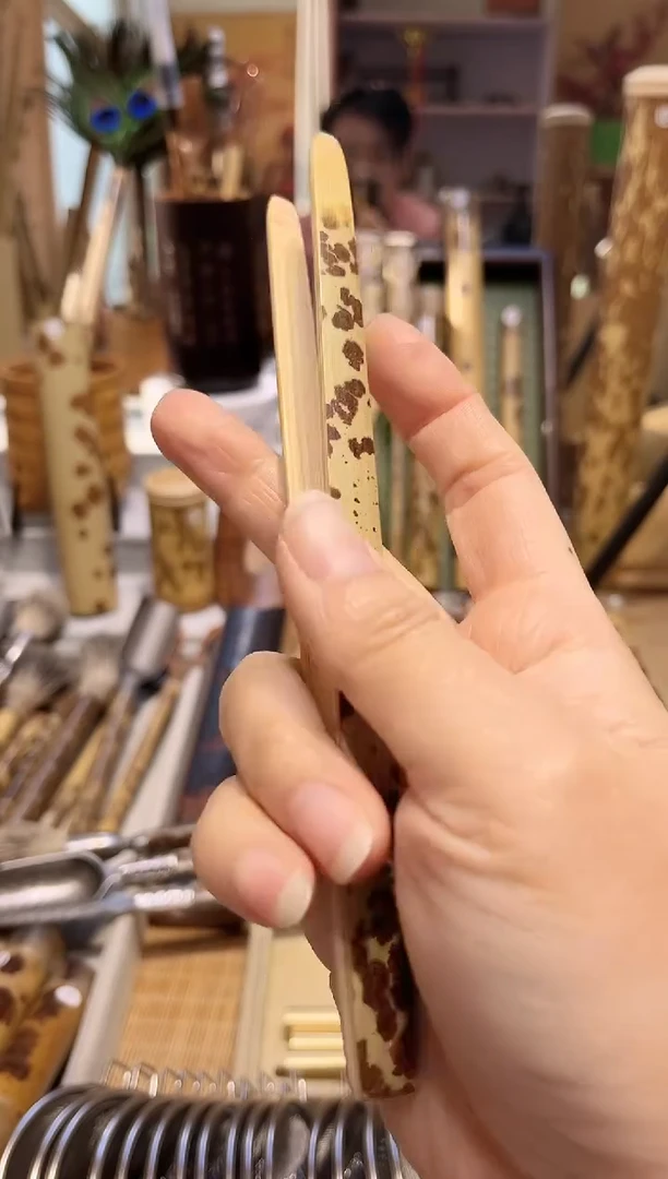 雷老云妃精品夹子一个