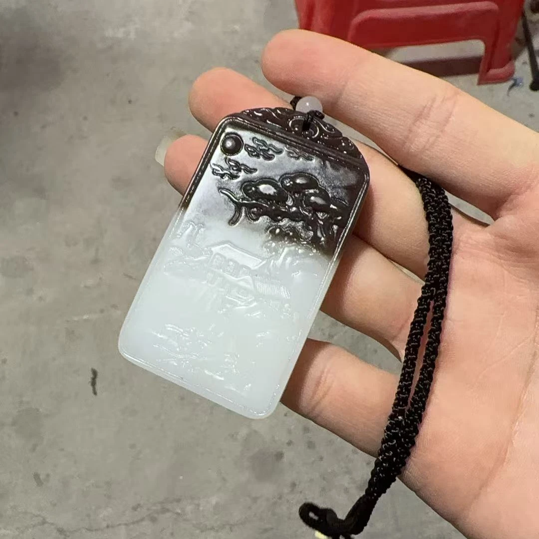 山料糖自山水牌吊坠