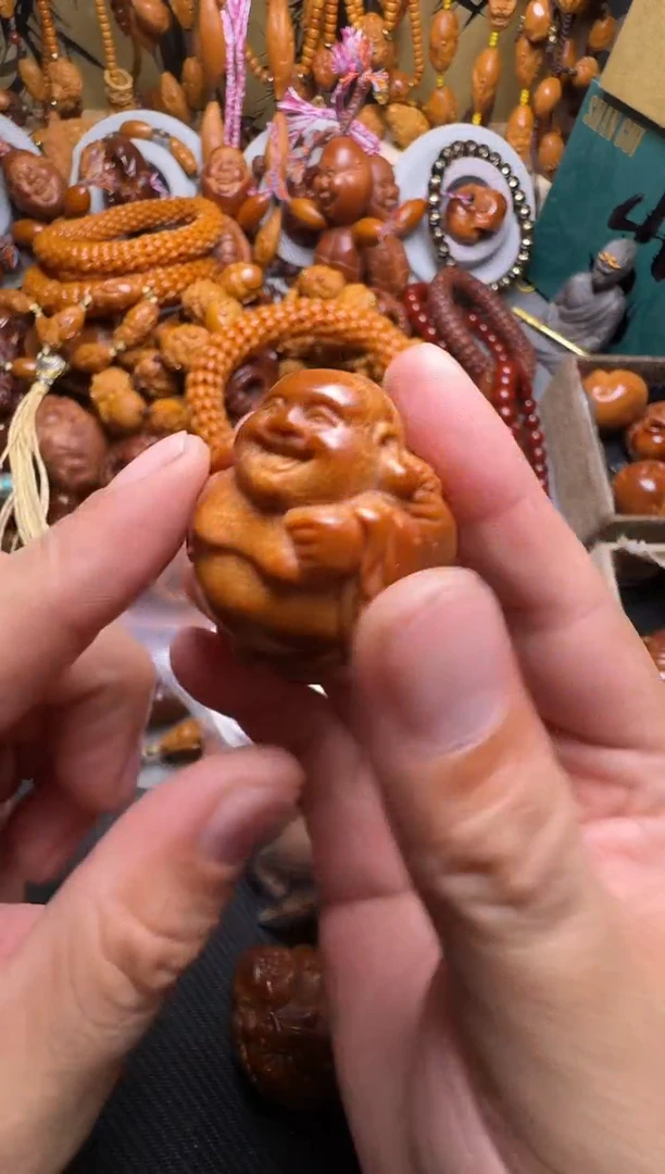 手串橄榄核凤弥勒一个