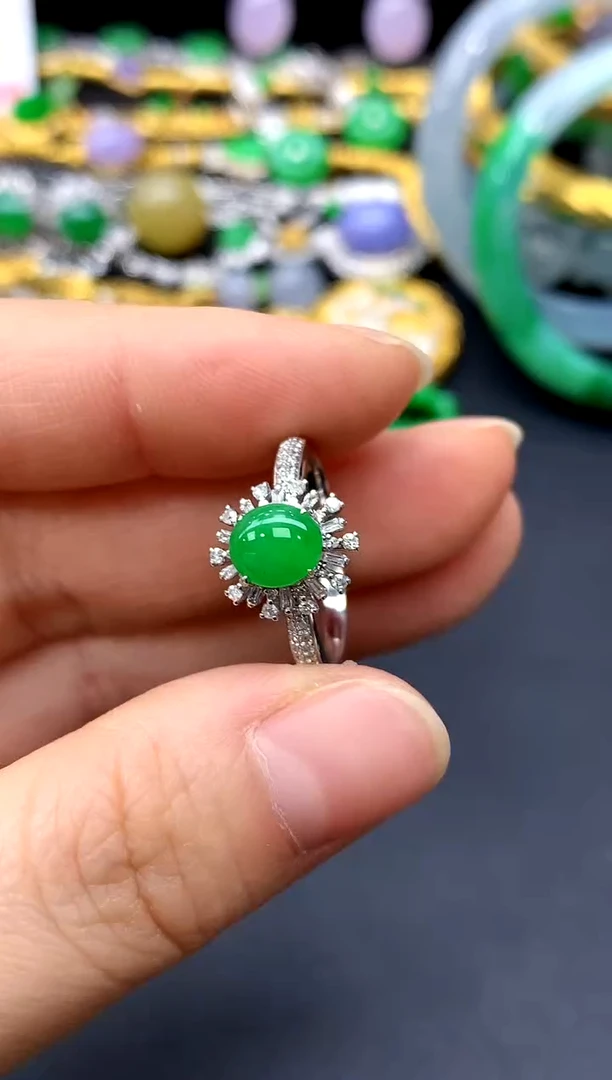 18K金镶嵌戒指翡翠265-中国好珍宝