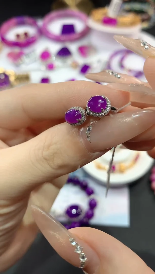 苏纪石（舒俱来）18K金镶嵌.耳饰