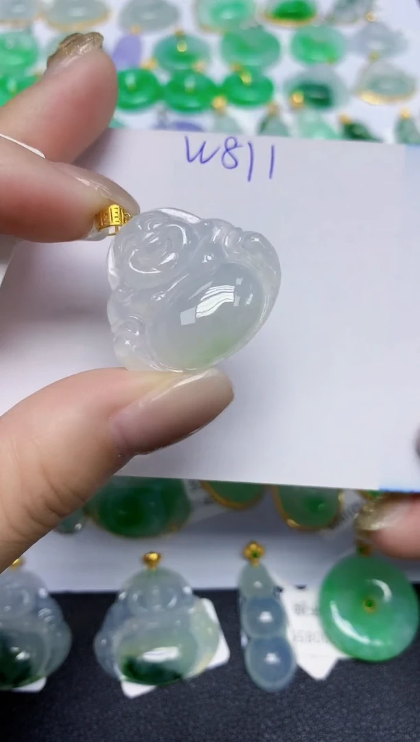 颈饰18K金镶嵌翡翠天然缅甸翡翠A货翡翠百元以上9元证书费自理