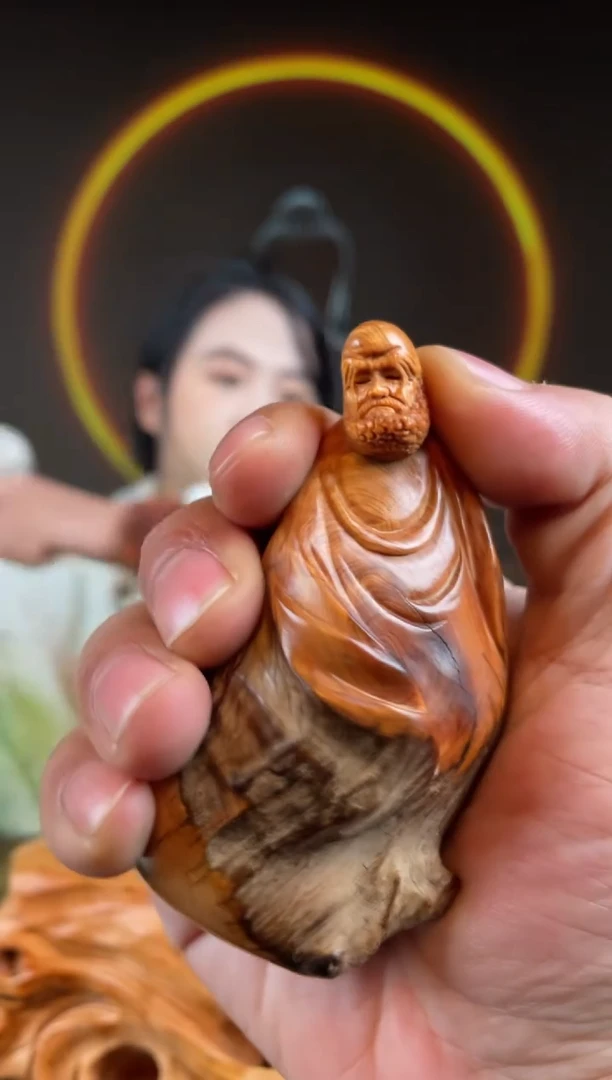 柏木（崖柏）手工摆件,先抢先得! 编号:326