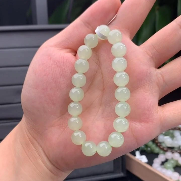 天然和田玉Q10高冰晴水手串女士百搭精致素圈小众多样发其一
