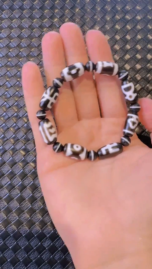 【闪购商品】玛瑙/玉髓手串未镶嵌串