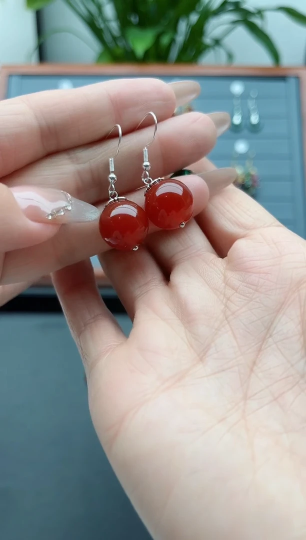 【闪购商品】南红玛瑙耳饰银S925镶嵌801