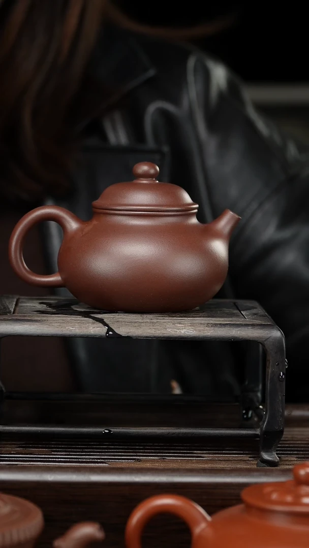 【闪购商品】紫砂茶壶容天枣红泥
