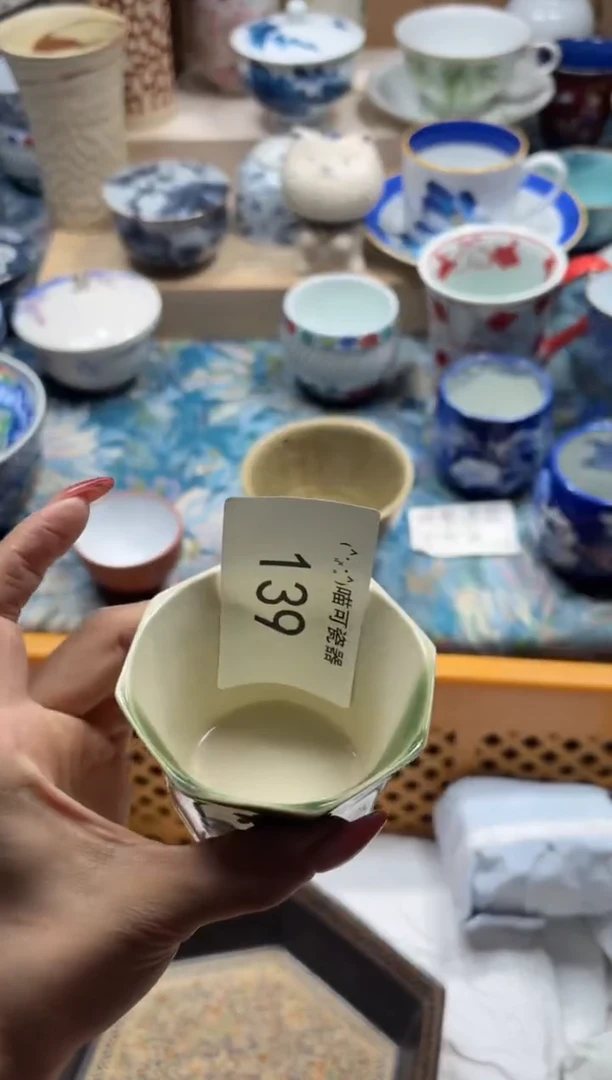 瓷片艺**囊瓷器 闪购类型 定向 艺术胶囊