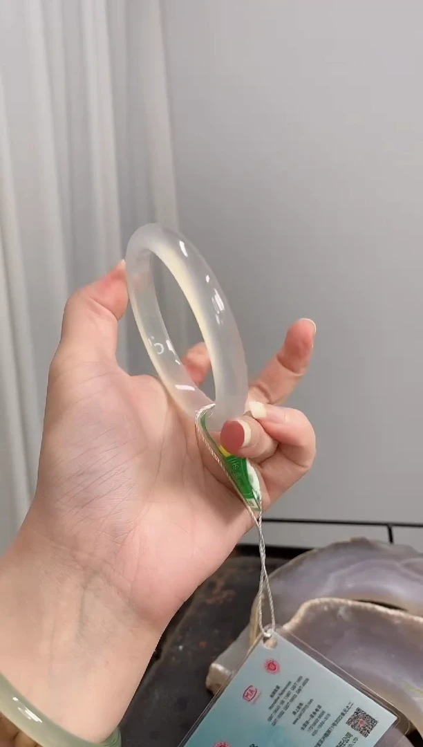 手镯玛瑙/玉髓未镶嵌60-61圈