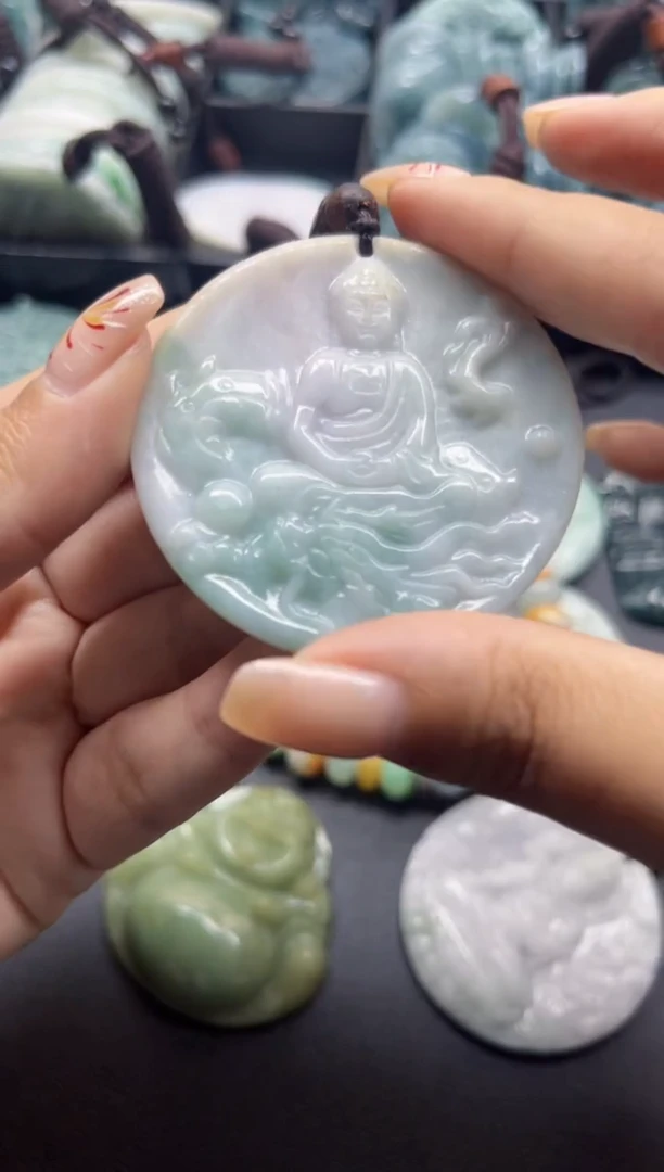 【闪购商品】翡翠颈饰未镶嵌翡翠