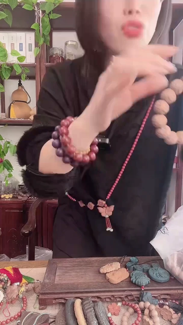 珠串瑕疵合上元香方的1.8左右貔貅手串