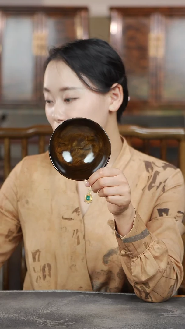 金丝楠精工满花大漆款坚果盘866