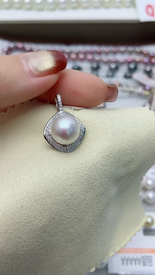 【闪购商品】海水珍珠颈饰银S925镶嵌W27