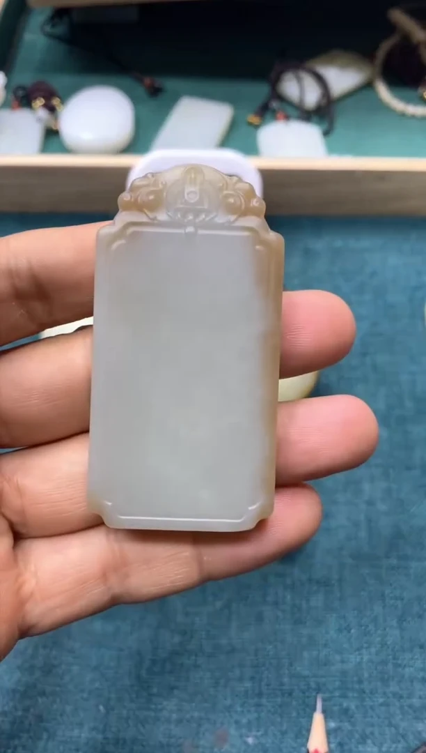 【闪购商品】和田玉吊坠未镶嵌吊坠