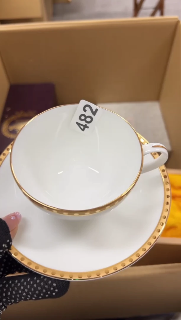 深****坊482中古商品谨慎参拍