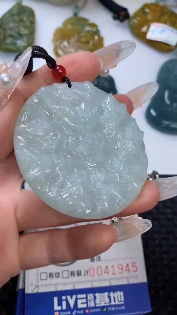 【闪购商品】翡翠颈饰未镶嵌1111111111111111