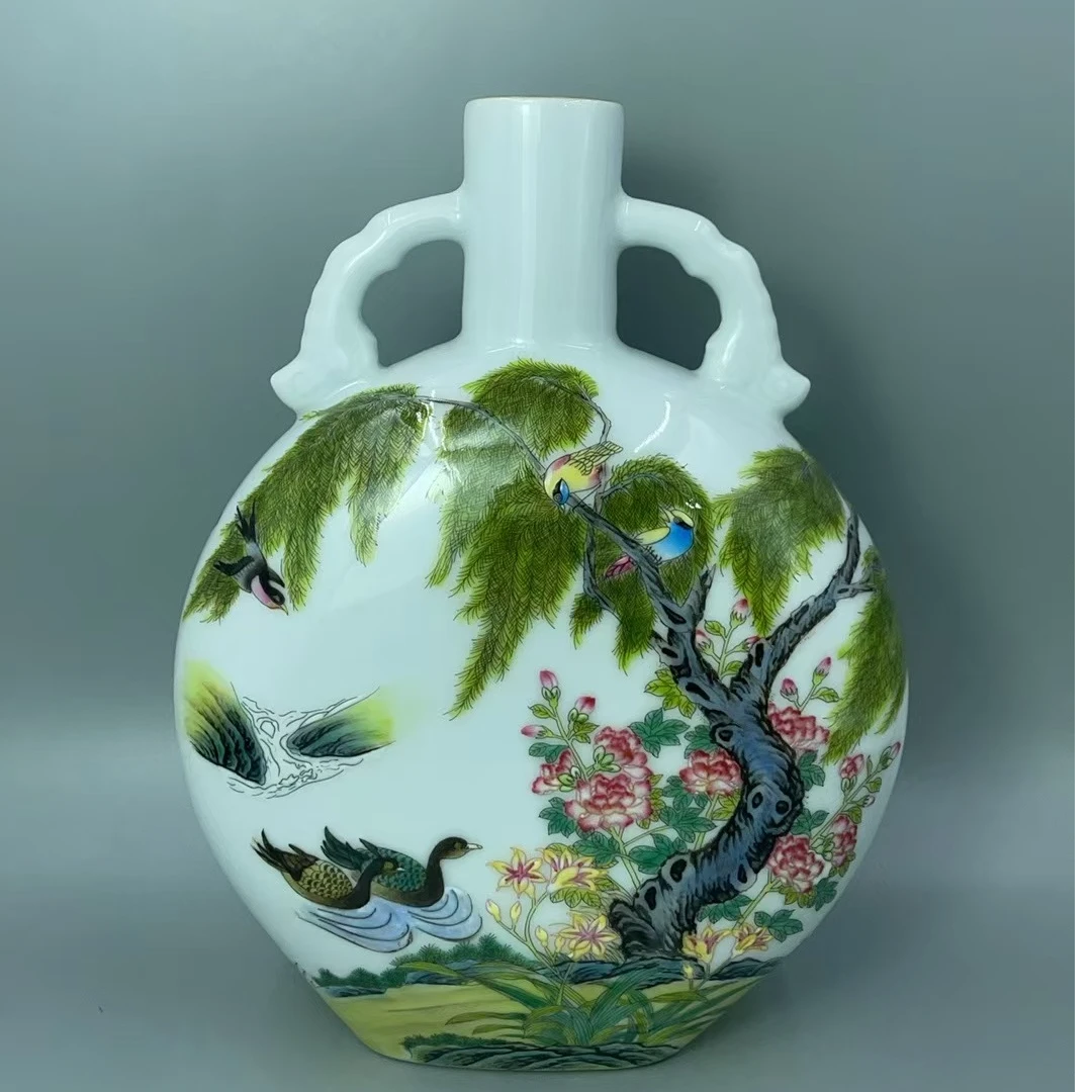 景德镇陶瓷/粉彩/春江水暖鸭先知抱月瓶
