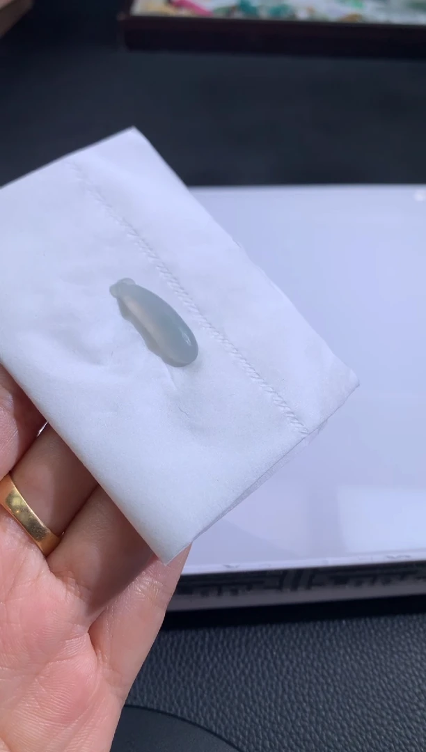 【闪购商品】定制翡翠未镶嵌翡翠