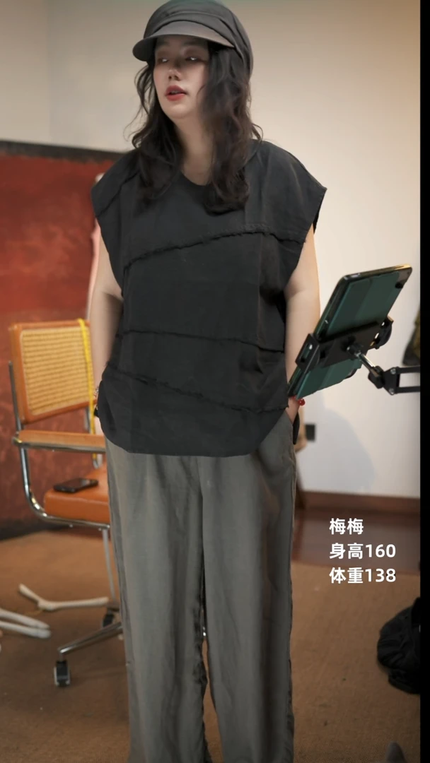 棉麻背心毛边上衣