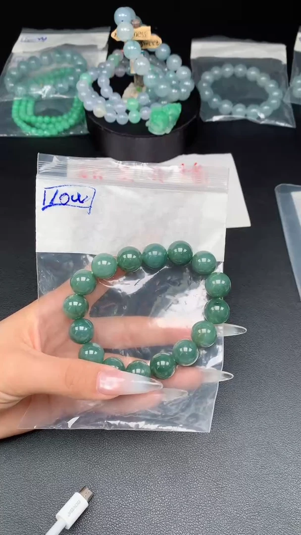 未镶嵌定制翡翠1