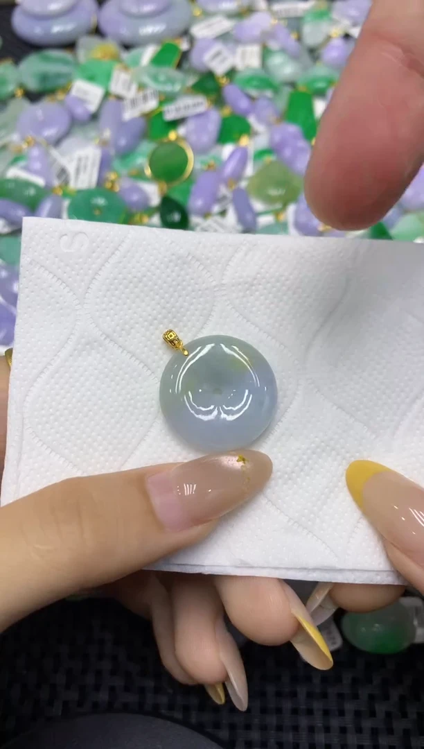 颈饰未镶嵌翡翠天然缅甸翡翠A货