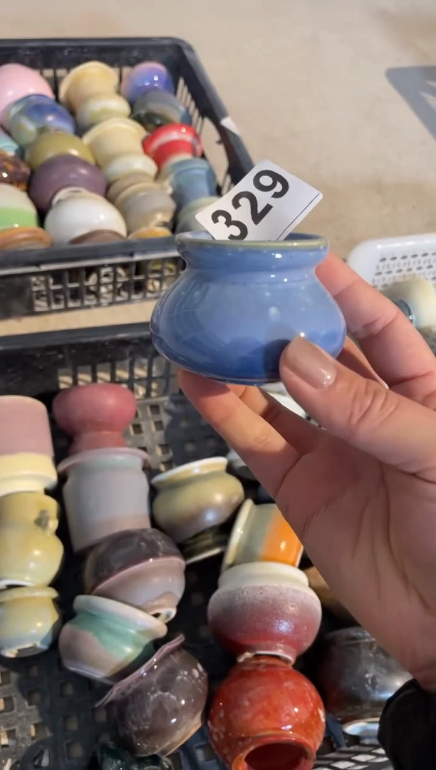 【闪购商品】摆件329微瑕知木小芳花盆